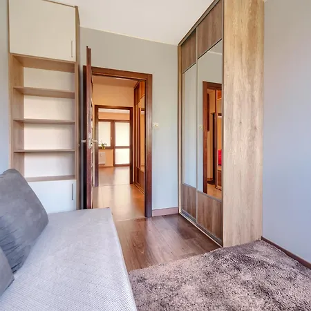Business Apt - 50m2, Workspace, Balcony - By Rentujemy Apartment *