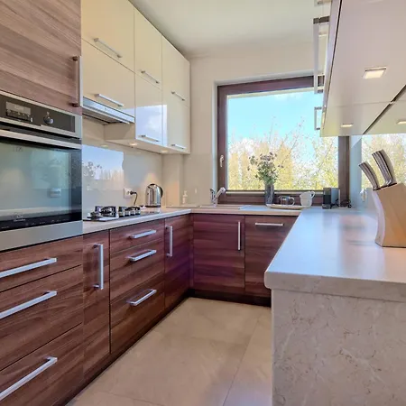 Business Apt - 50m2, Workspace, Balcony - By Rentujemy Apartment *