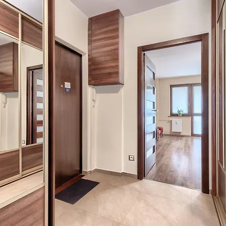 Apartment Business Apt - 50m2, Workspace, Balcony - By Rentujemy Gdansk